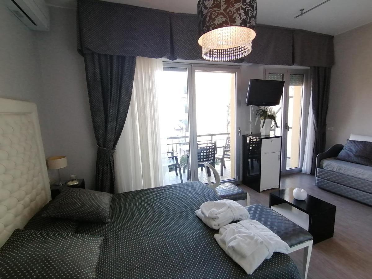 Hotel Nordic เบลลาเรีย-อีเจอา มารีนา ภายนอก รูปภาพ
