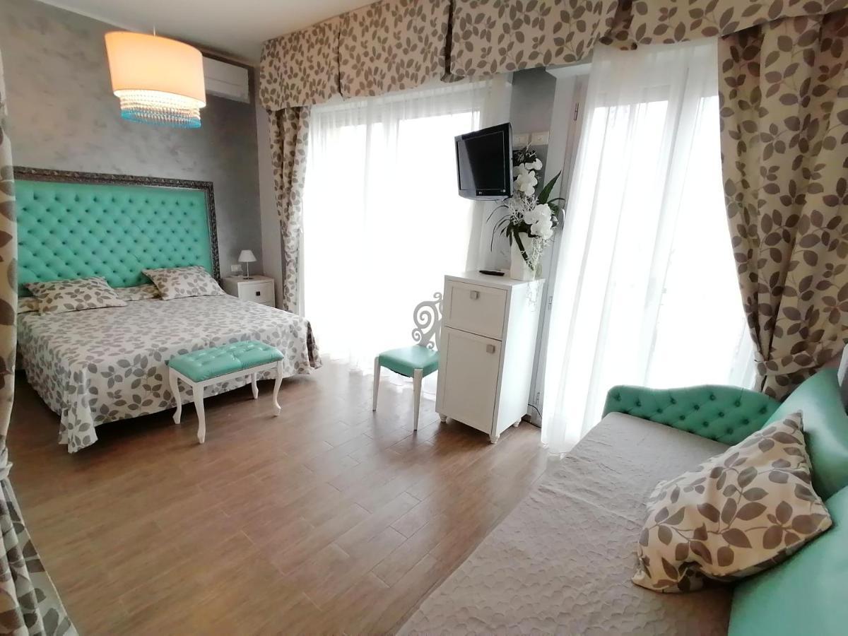 Hotel Nordic เบลลาเรีย-อีเจอา มารีนา ภายนอก รูปภาพ
